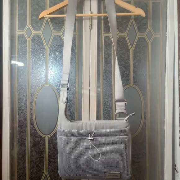 Calvin Klein womens Silver Jessie Top Zip Organizational Crossbody Bag - Picture 1 of 8